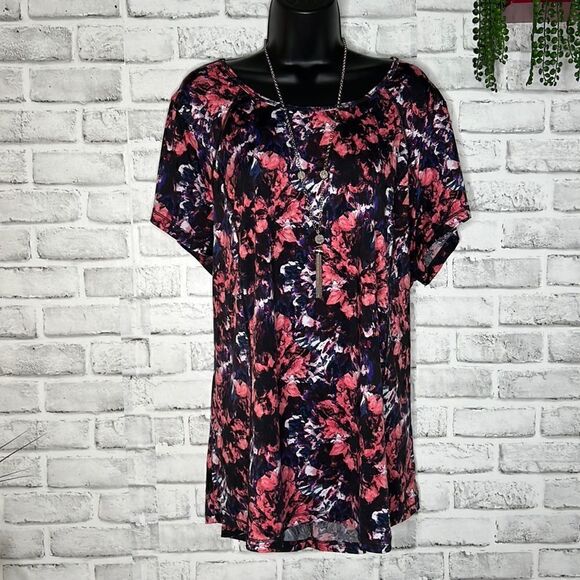 Floral Peep Hole Lightweight Top Blouse Shirt Size 2X - Picture 2 of 5